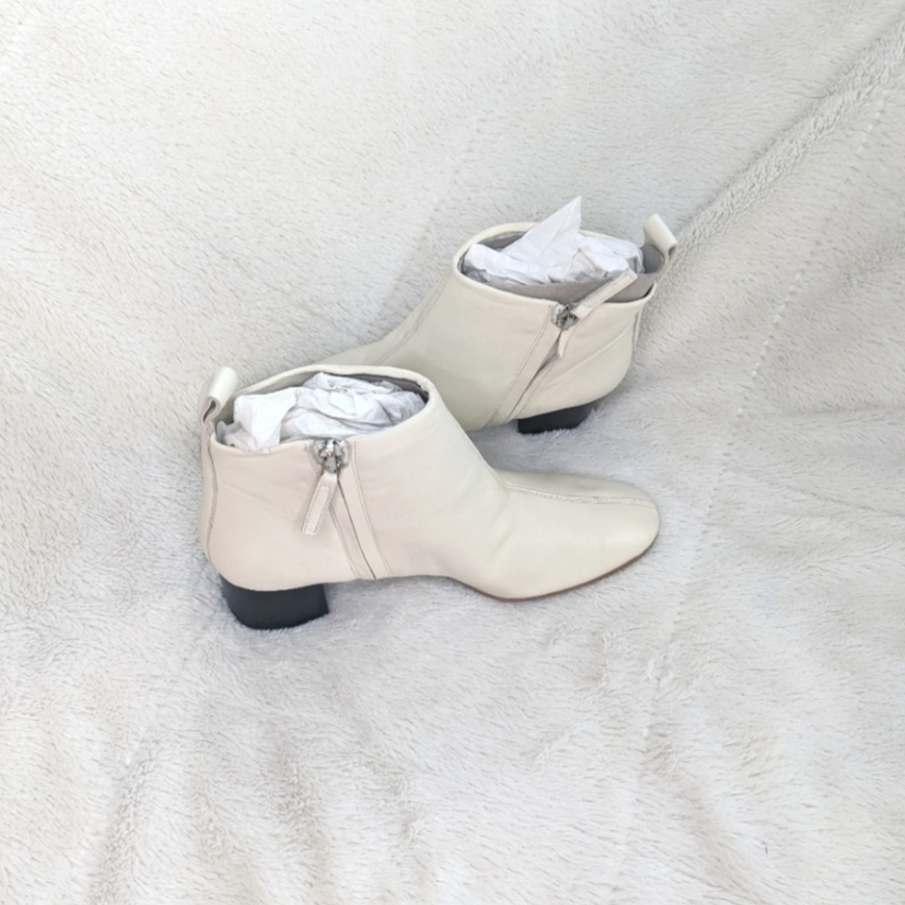 Everlane day boot, cream, size 8